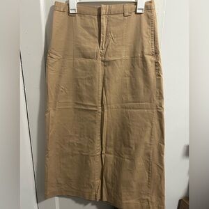 Women's Tan skirt